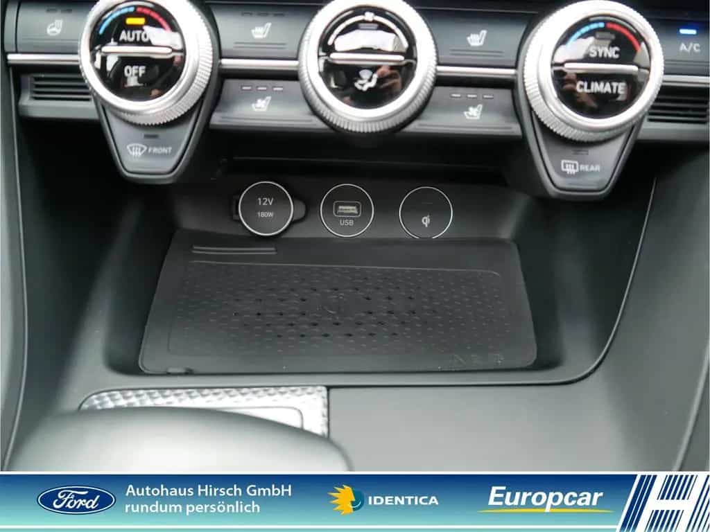 Genesis G70 Sport 4WD 2.2 CRDi AD Leder LED ACC CarPlay 05/2022-photo-26