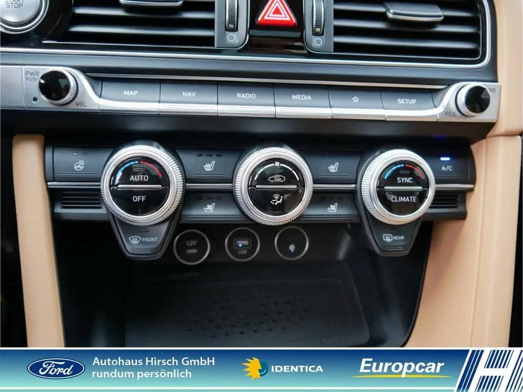 Genesis G70 Luxury 4WD 2.2CRDi AD Leder LED ACC Pano Car 06/2022-photo-22