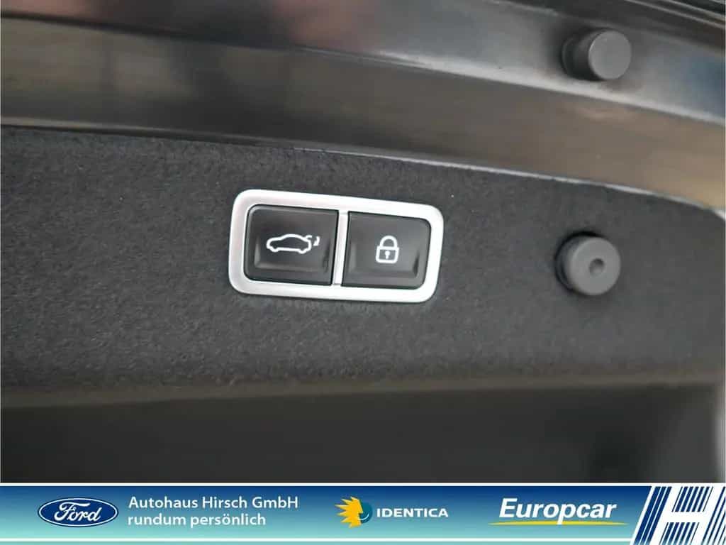 Genesis G70 Luxury 4WD 2.2CRDi AD Leder LED ACC Pano Car 06/2022-photo-33