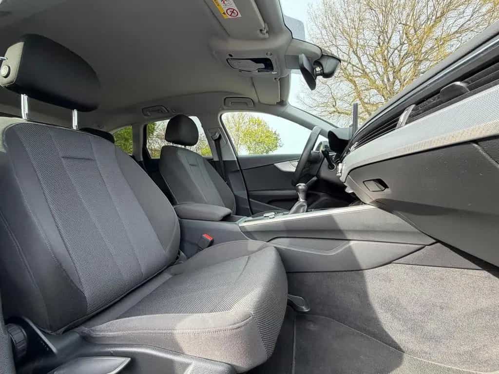Audi A4 S tronic Avant Kamera*SitzHz.*Tempo 03/2019-photo-8