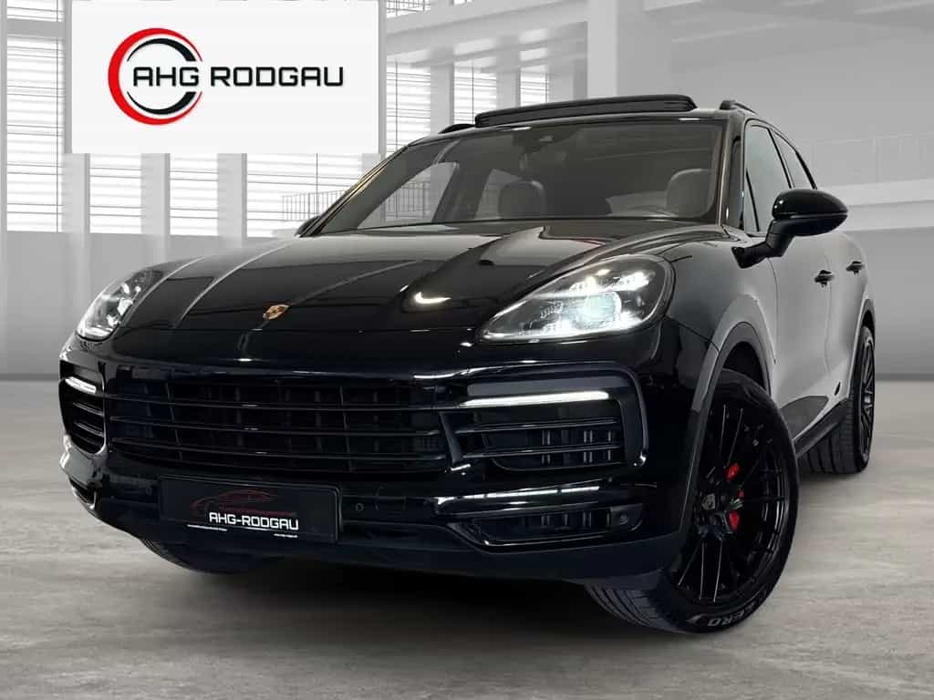 Porsche Cayenne 10/2019-photo-1