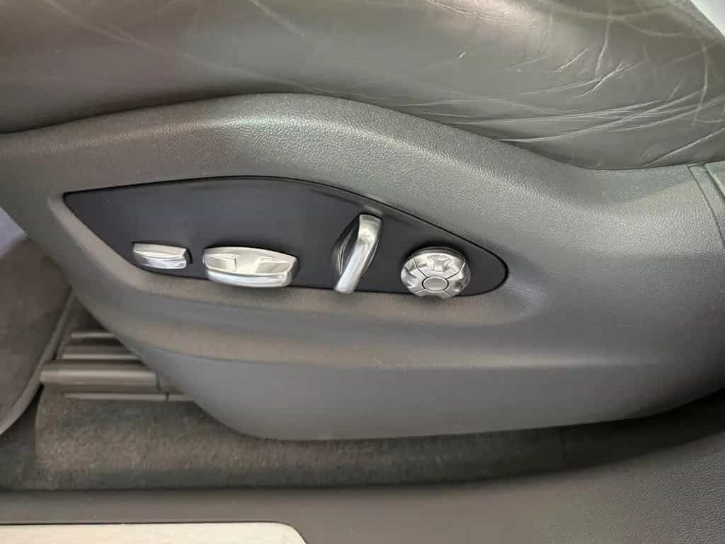 Porsche Cayenne 10/2019-photo-20