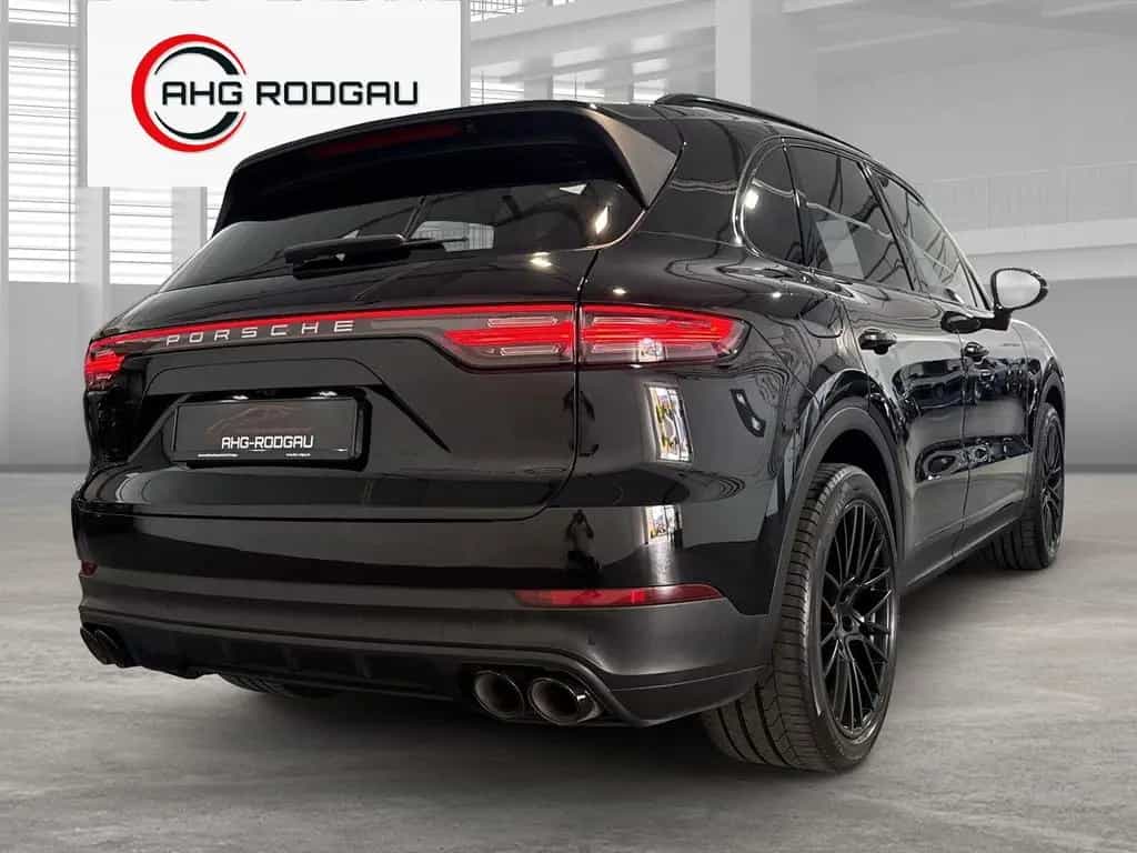 Porsche Cayenne 10/2019-photo-3