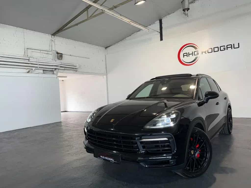 Porsche Cayenne 10/2019-photo-5