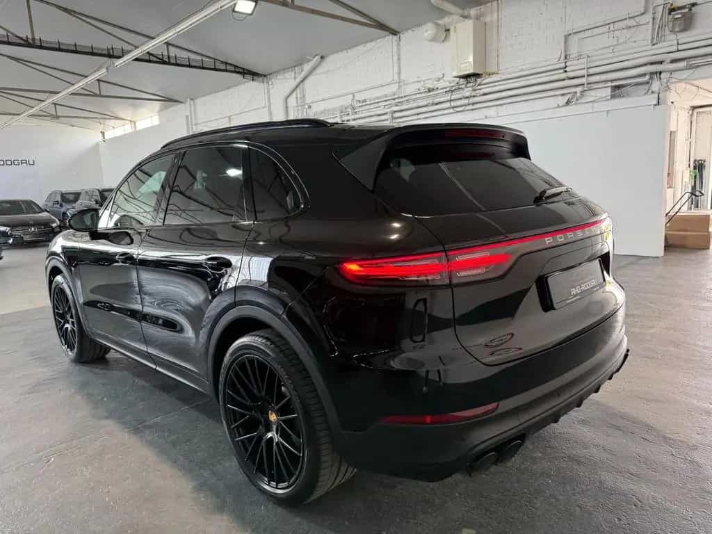 Porsche Cayenne 10/2019-photo-6
