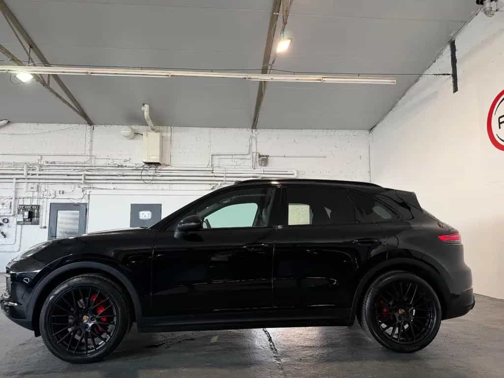 Porsche Cayenne 10/2019-photo-9