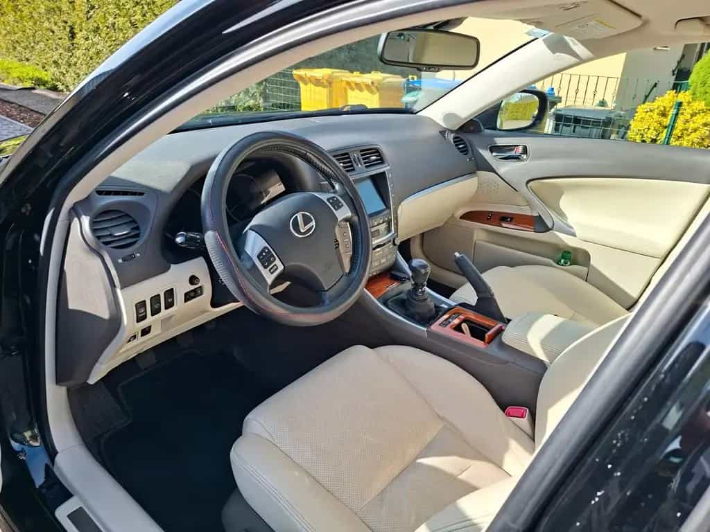 Lexus IS 220 220d Luxury Line Luxury Line 10/2011-photo-4