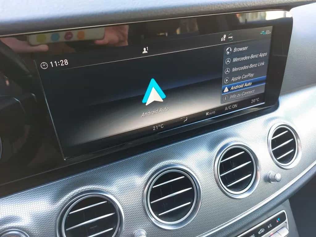 Mercedes-Benz E-Class 220 E Limousine E 220 d 4Matic 10/2019-photo-15