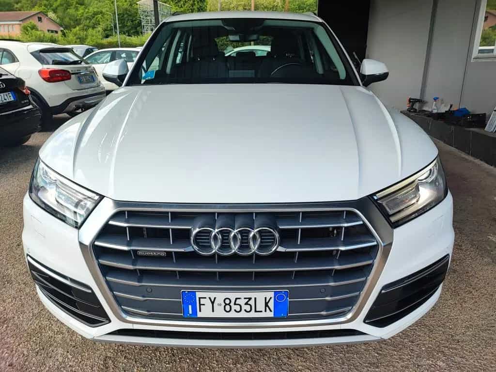 Audi Q5 40 TDI quattro S tronic Business Sport 10/2019-photo-1
