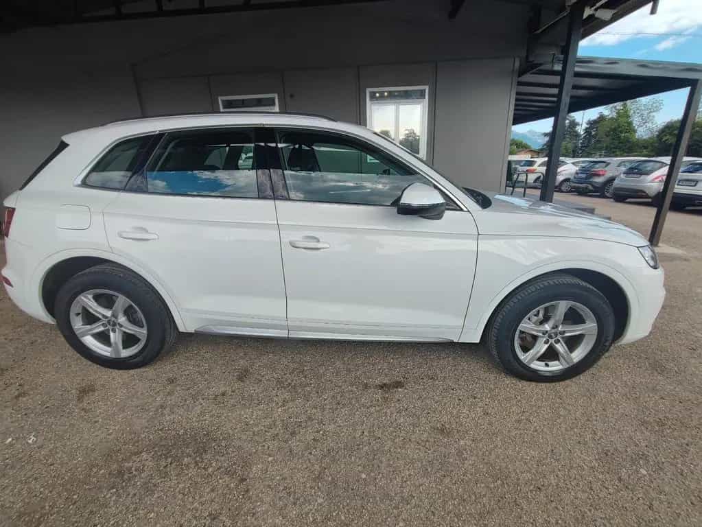 Audi Q5 40 TDI quattro S tronic Business Sport 10/2019-photo-3