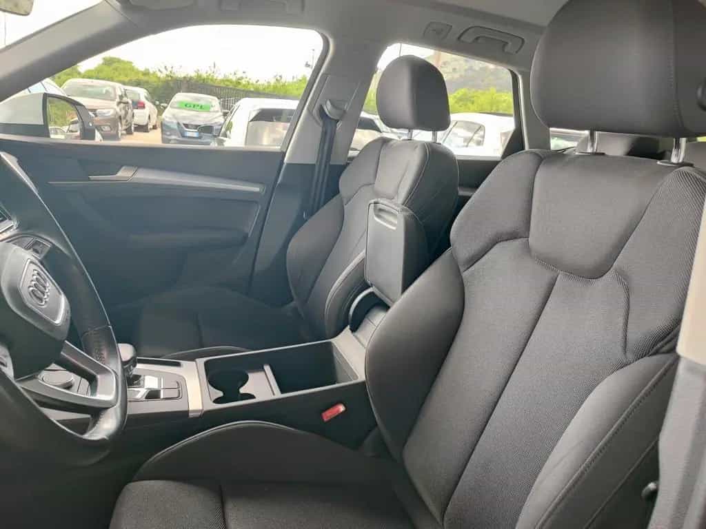 Audi Q5 40 TDI quattro S tronic Business Sport 10/2019-photo-8