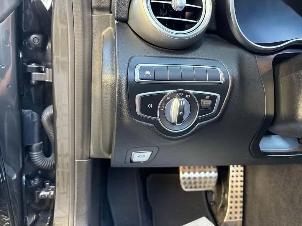 Mercedes-Benz C-Class 300 AMG ACC BURM SCARF BEAM 02/2019-photo-23