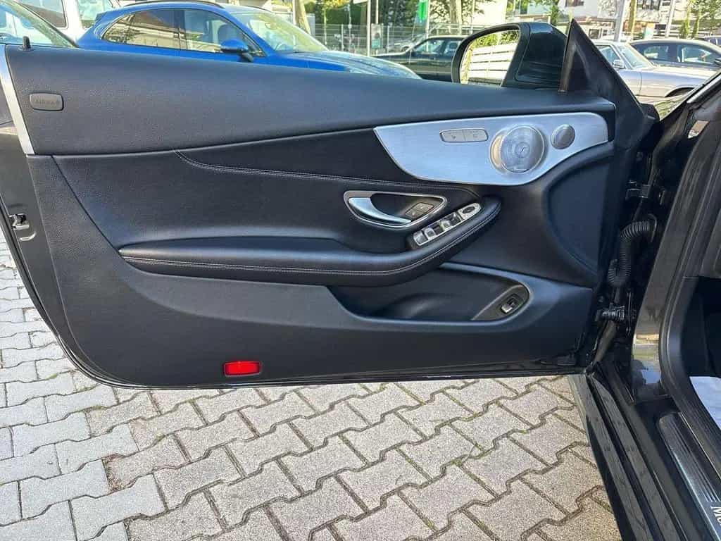 Mercedes-Benz C-Class 300 AMG ACC BURM SCARF BEAM 02/2019-photo-24