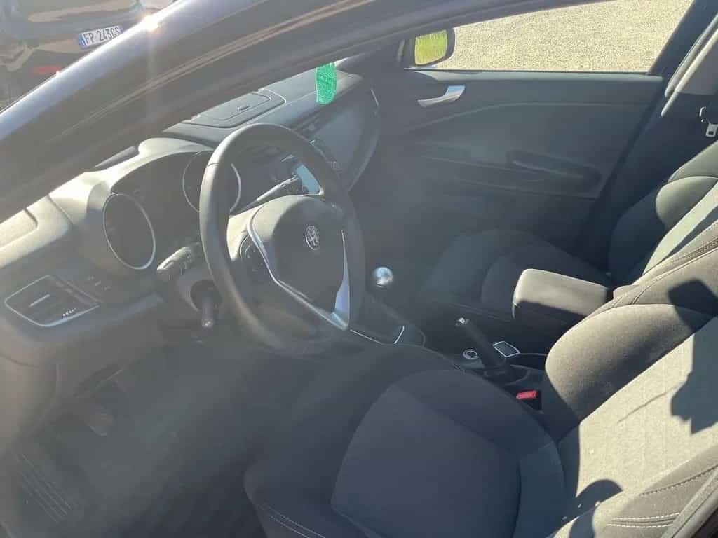 Alfa Romeo Giulietta 1.6 JTDm 120 CV Business 05/2018-photo-9