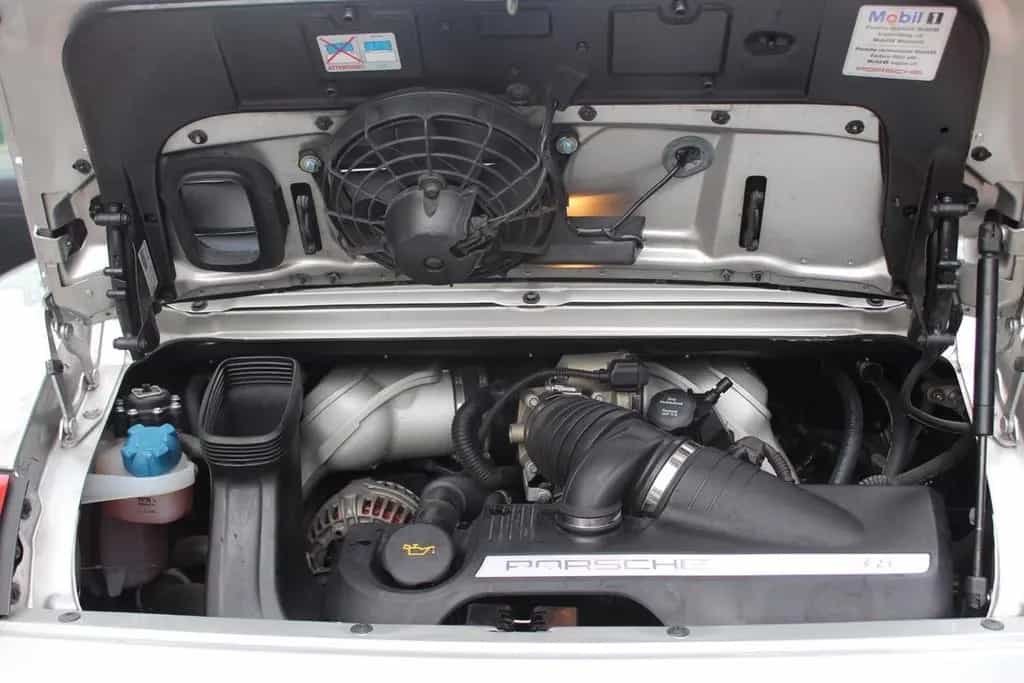 Porsche 911 Carrera S Coupe 08/2005-photo-22
