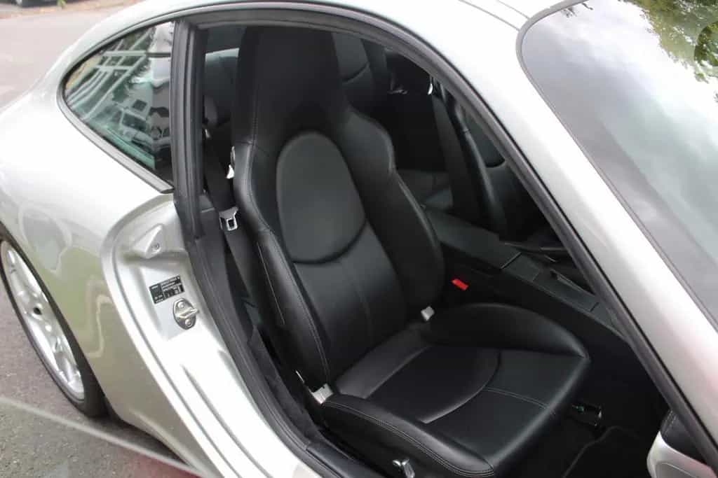 Porsche 911 Carrera S Coupe 08/2005-photo-27
