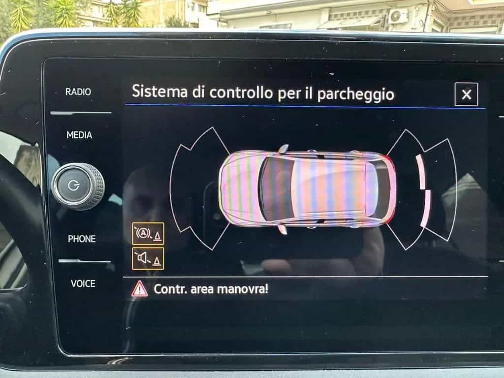 Other Volkswagen T-Roc 1.0 TSI 110cv Style 02/2023-photo-14