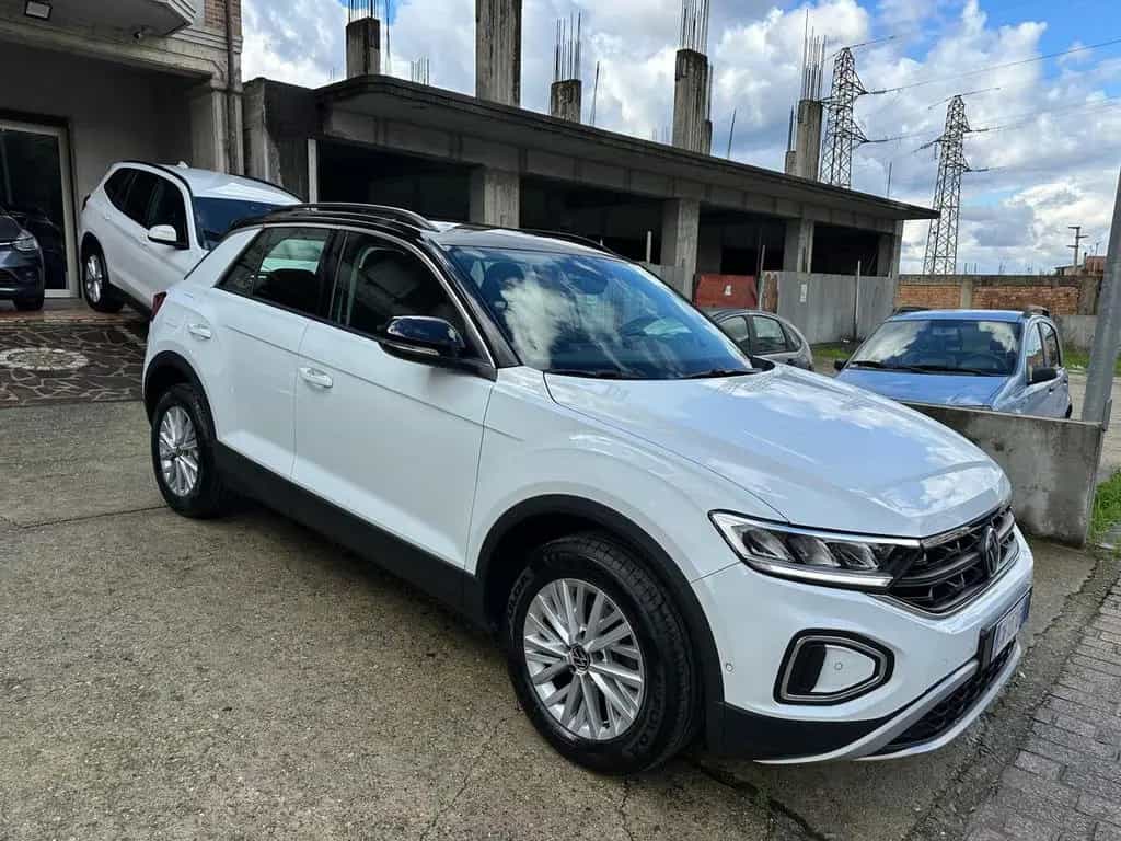 Other Volkswagen T-Roc 1.0 TSI 110cv Style 02/2023-photo-2