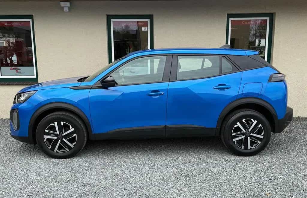 Peugeot 2008 Active Rückfahrkamera PDC Klima Tüv Neu 01/2024-photo-2