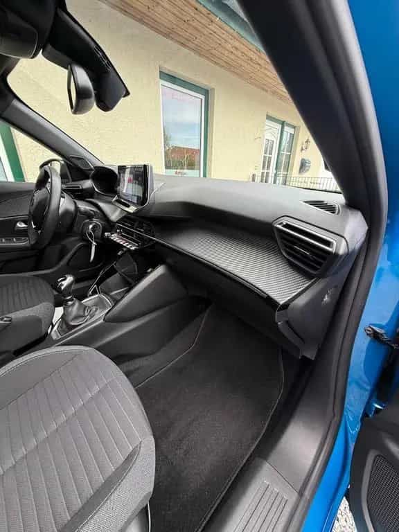 Peugeot 2008 Active Rückfahrkamera PDC Klima Tüv Neu 01/2024-photo-8