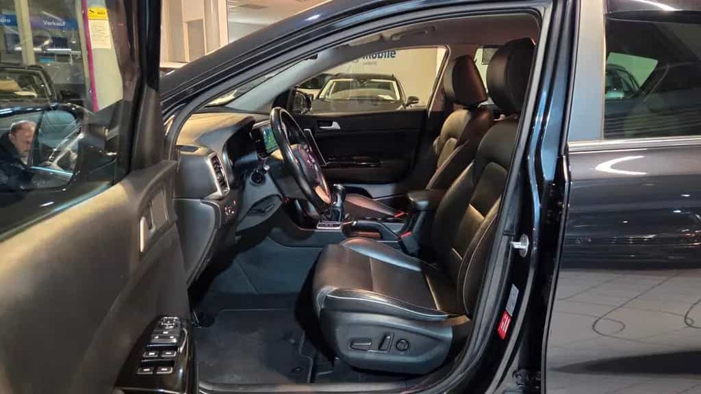 Kia Sportage Dream Team-AHK+LEDER+LED+KAM+NAV+KLIMAU 08/2019-photo-18