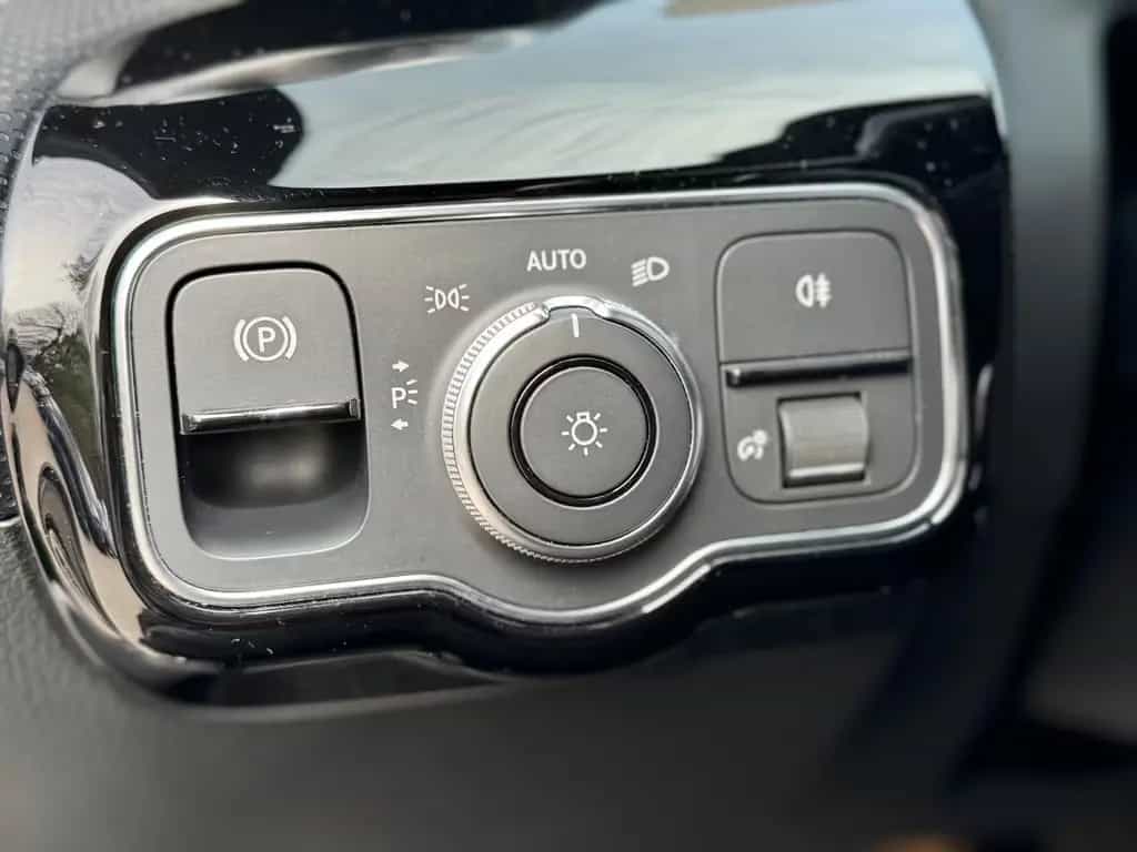 Mercedes-Benz A 250 AMG*Edition 1*Night-Paket*LED*ALCANTARA 10/2018-photo-22