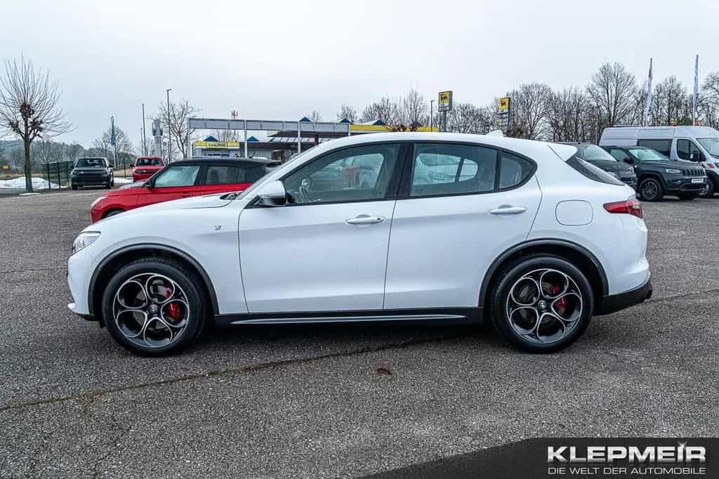 Alfa Romeo Stelvio Ti 2.0 Turbo 16V 206kW (280 PS) AT8 - 07/2022-photo-7