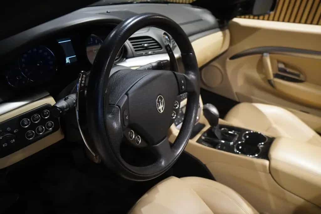 Maserati GranCabrio 4.7 V8 Automatik-1 HD-U-frei- 55 TKM 02/2013-photo-7