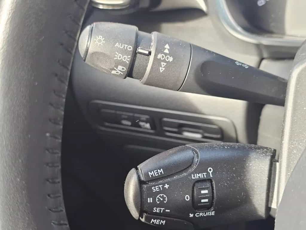 Citroën C3 Aircross Shine Nvi PDC Zahnriemen NEU 06/2019-photo-20
