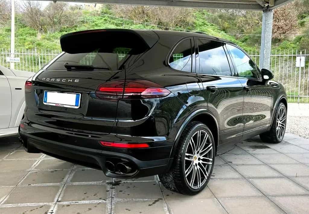 Porsche Cayenne 3.0 Diesel Platinum Edition ( km 12/2017-photo-4