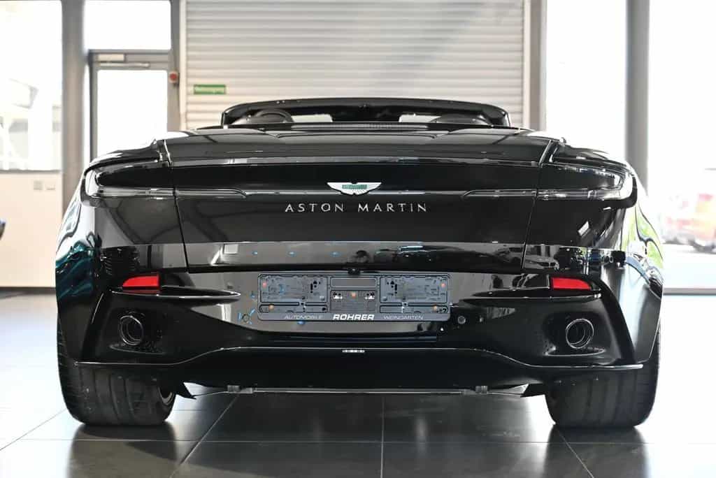 Aston Martin DB12 Volante/Onyx Black/B&W/Inspire Monotone 04/2026-photo-17