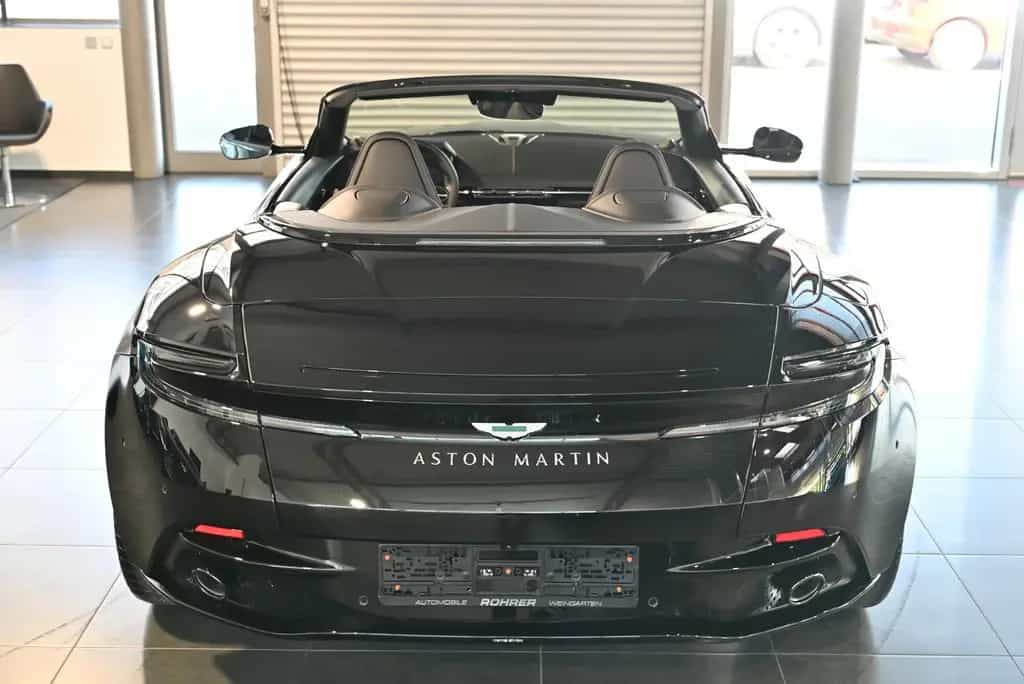Aston Martin DB12 Volante/Onyx Black/B&W/Inspire Monotone 04/2026-photo-18