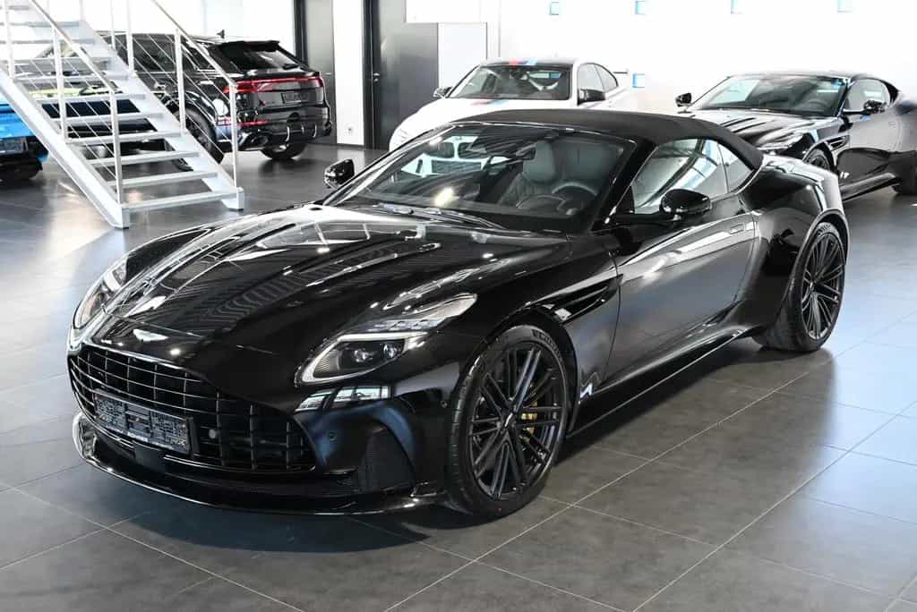 Aston Martin DB12 Volante/Onyx Black/B&W/Inspire Monotone 04/2026-photo-7