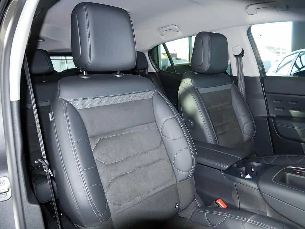Citroën C5 Aircross BlueHDi 130 Plus SHZ KAMERA NAVI LED 11/2023-photo-13