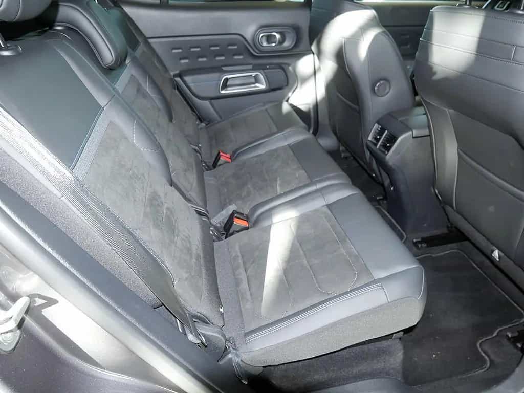 Citroën C5 Aircross BlueHDi 130 Plus SHZ KAMERA NAVI LED 11/2023-photo-2