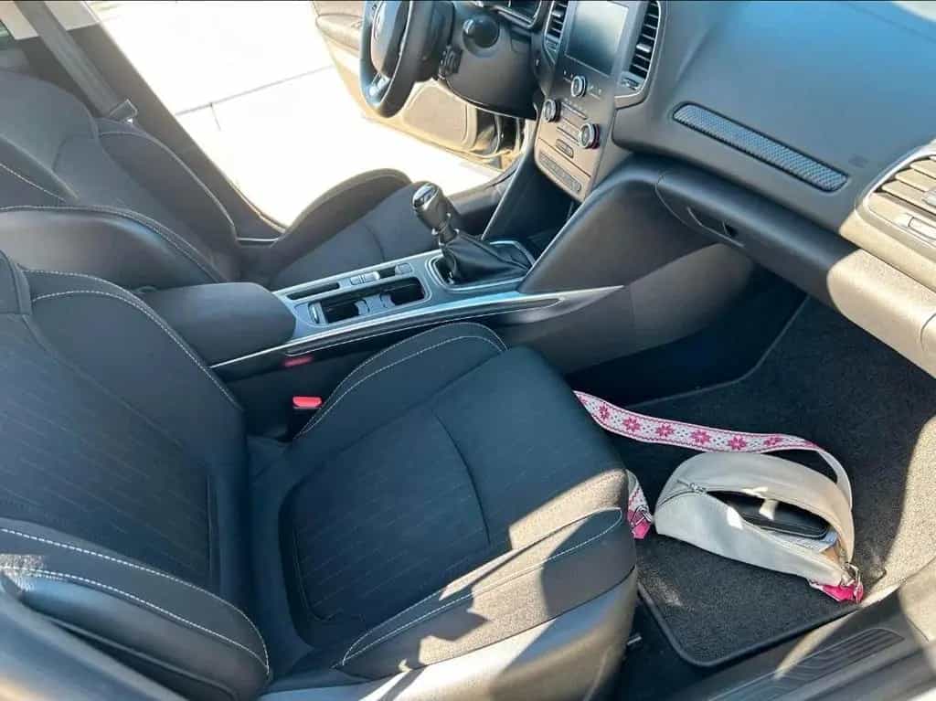Renault Megane Limited 08/2018-photo-3