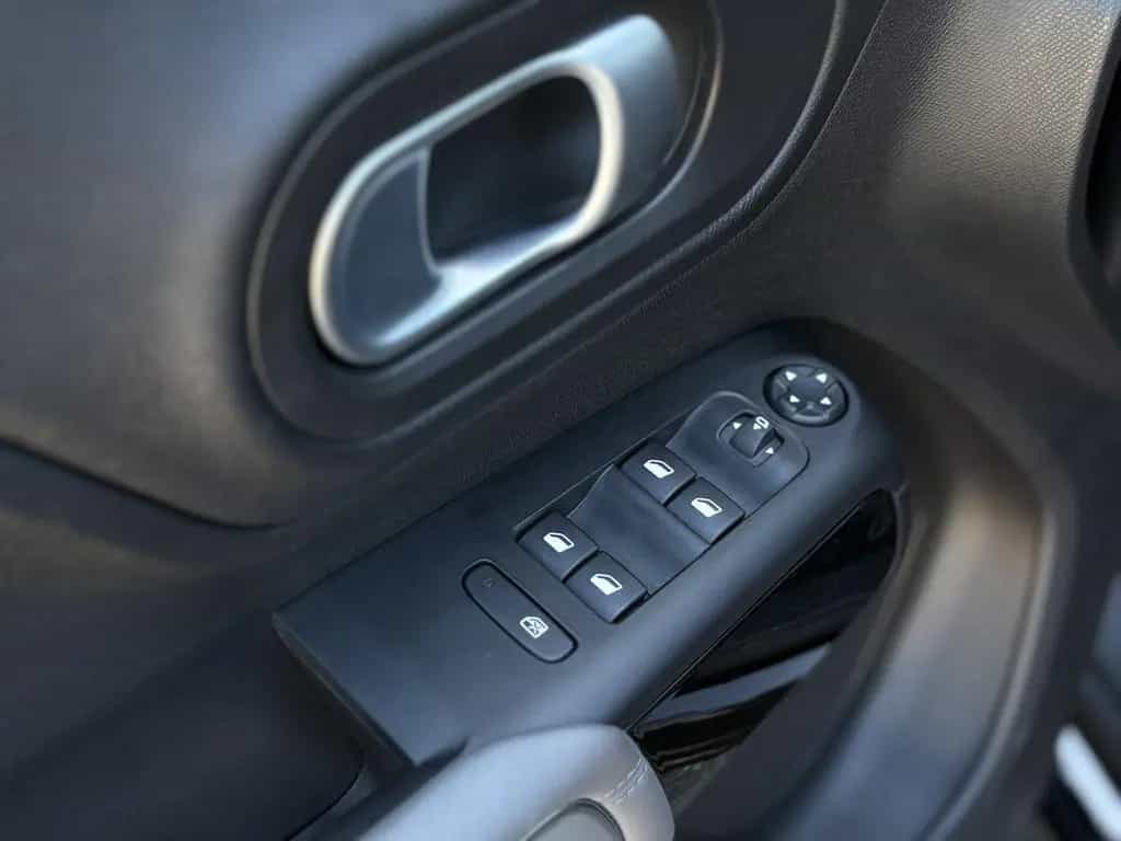 Citroën C5 Aircross Feel DAB+/AHK/KAMERA/NAVI/CARPLAY 05/2020-photo-24