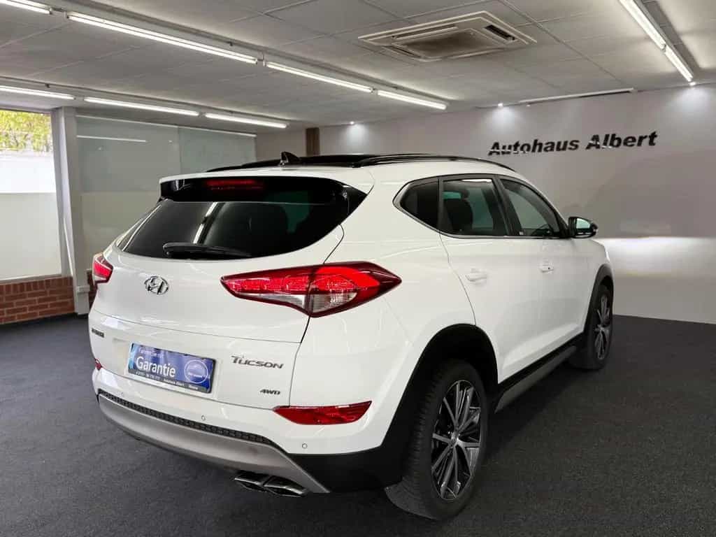 Hyundai Tucson Passion + 4WD*Pano*RFK* AC Auto* 09/2018-photo-10