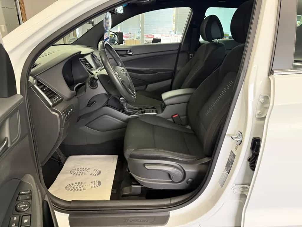 Hyundai Tucson Passion + 4WD*Pano*RFK* AC Auto* 09/2018-photo-16