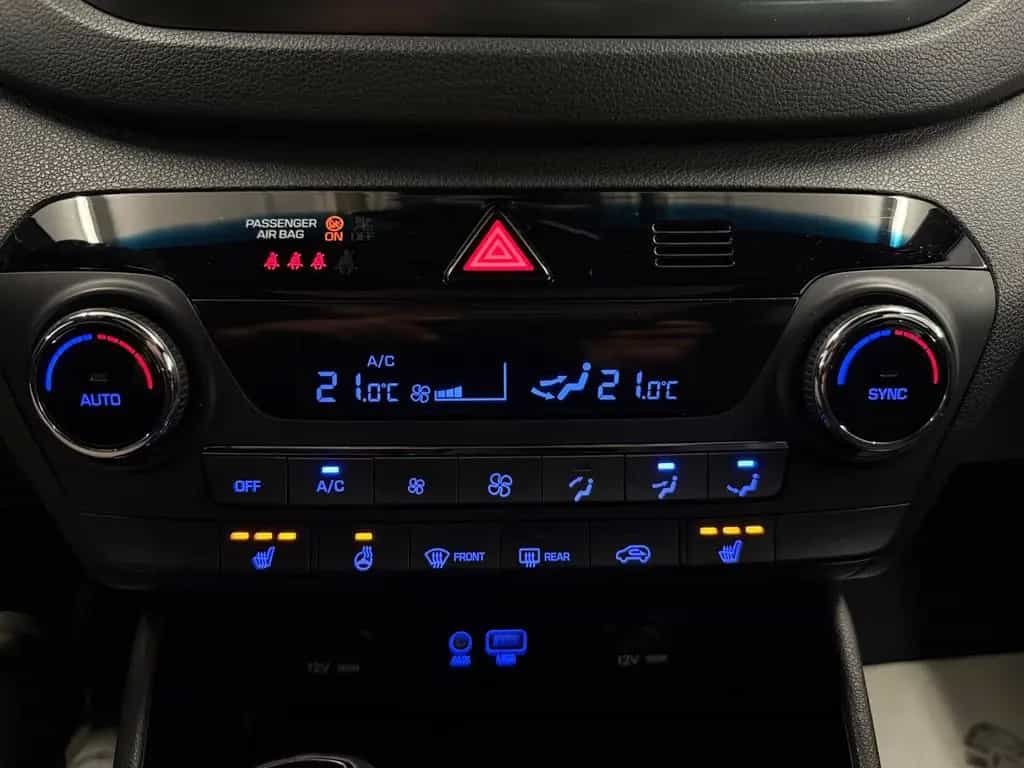 Hyundai Tucson Passion + 4WD*Pano*RFK* AC Auto* 09/2018-photo-28