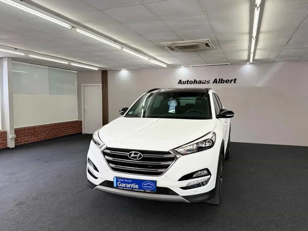 Hyundai Tucson Passion + 4WD*Pano*RFK* AC Auto* 09/2018-photo-3