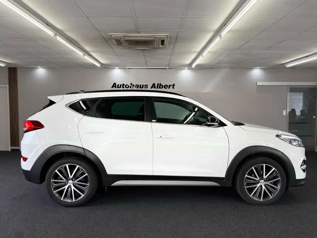 Hyundai Tucson Passion + 4WD*Pano*RFK* AC Auto* 09/2018-photo-6