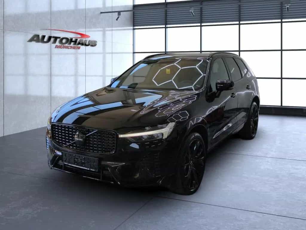 Volvo XC 60 Plus Black Edition AWD 02/2024-photo-2