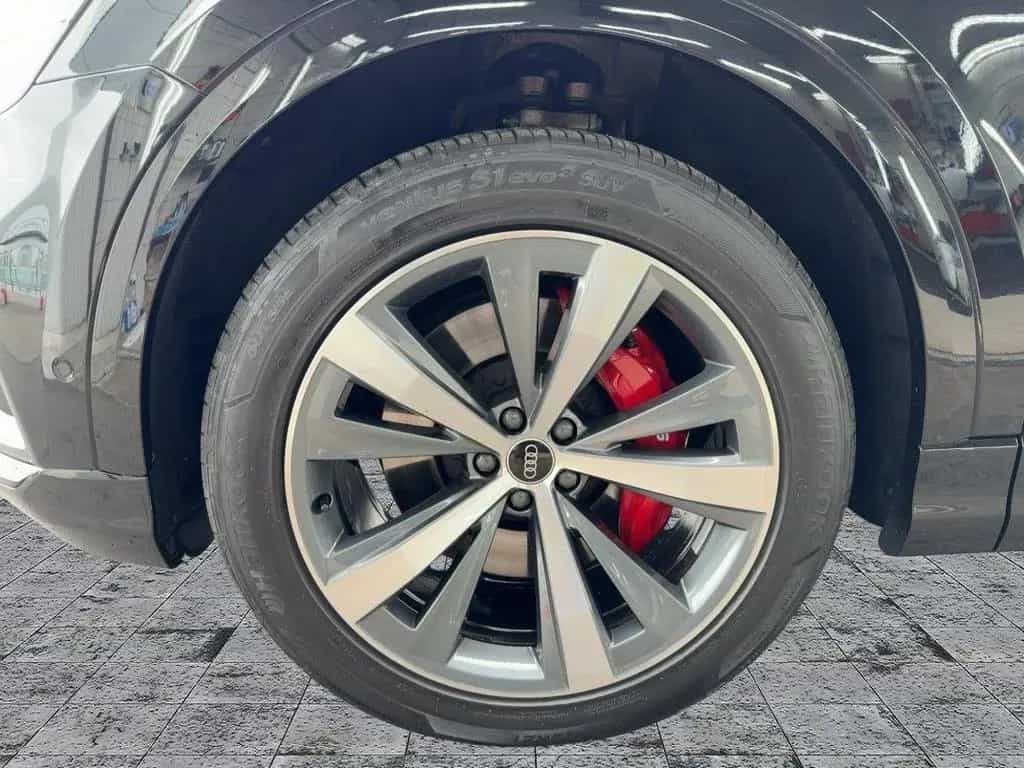 Audi SQ8 quattro +AHK+Pano+HUD+B&O+Leder+Standhzg.+ 04/2023-photo-6