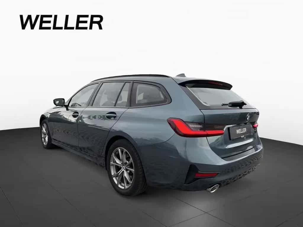 BMW 320 d Touring SportL Kamera DrAs KomZug Sportsitz 03/2021-photo-5