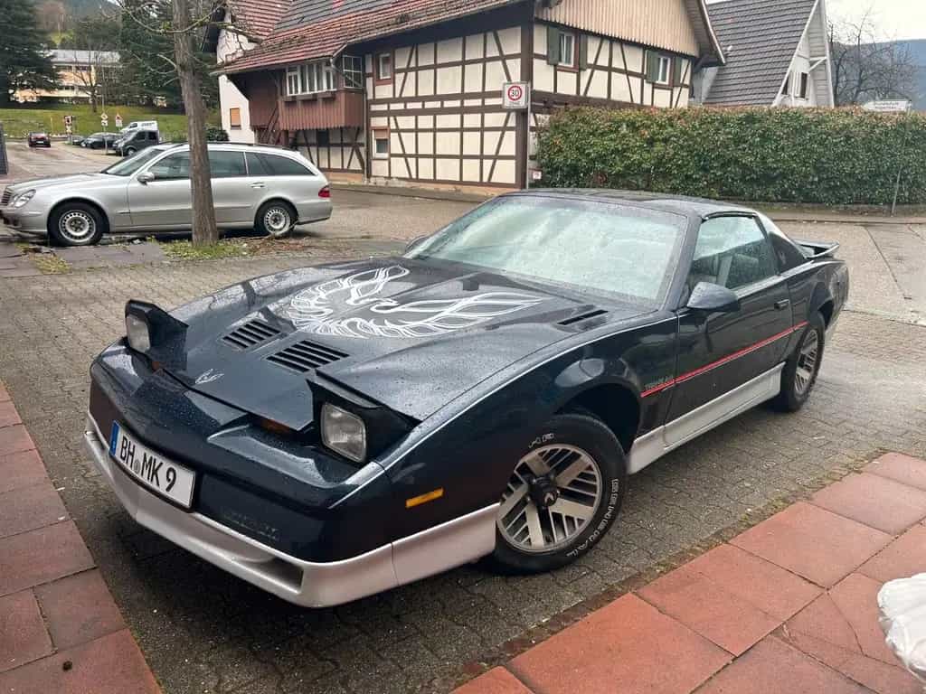 Pontiac Trans Am 05/1987-photo-1
