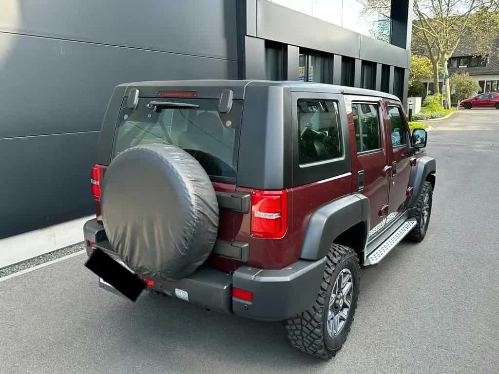 BAIC BJ40 2.3 Lang 4X4 Automatik Leder Kamera AHK 01/2019-photo-0