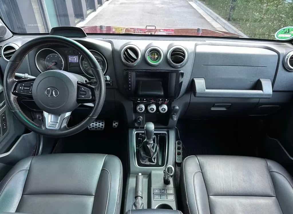 BAIC BJ40 2.3 Lang 4X4 Automatik Leder Kamera AHK 01/2019-photo-12
