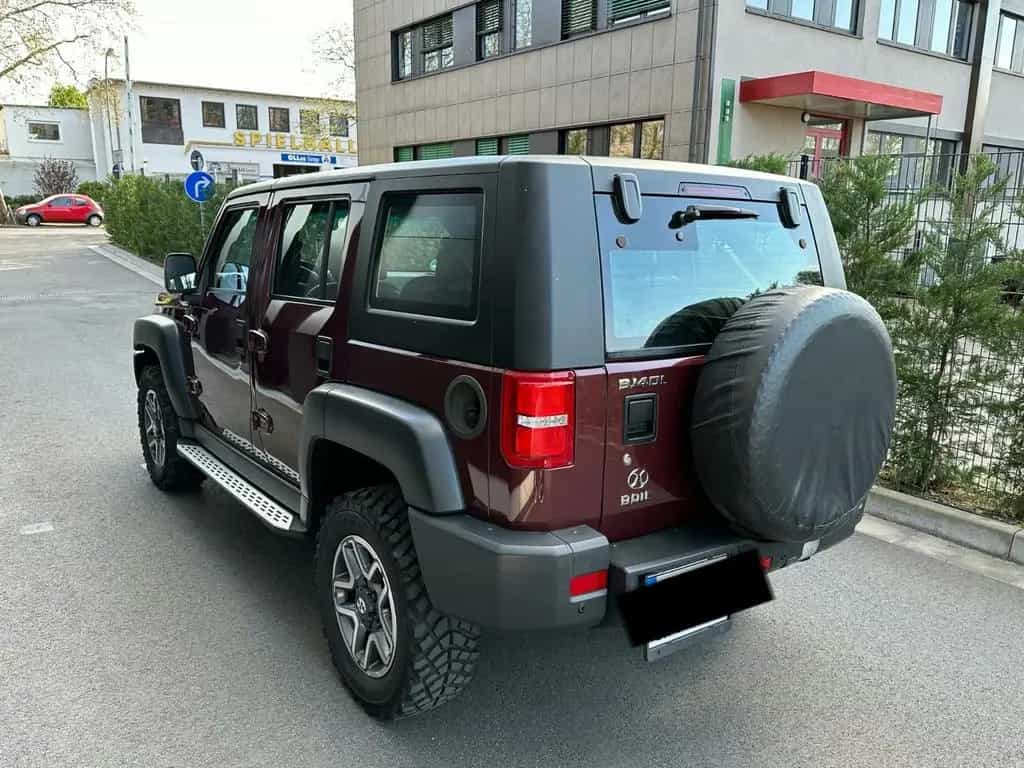 BAIC BJ40 2.3 Lang 4X4 Automatik Leder Kamera AHK 01/2019-photo-2