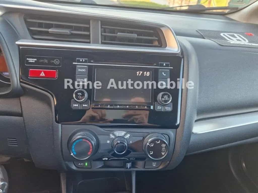 Honda Jazz 1.3 i-VTEC Klima/Tempomat/LED/AHK/Sitzhz 09/2016-photo-15